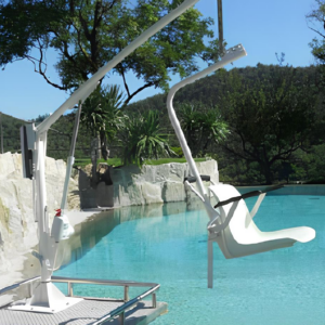 ROTATABLE POOL LIFT